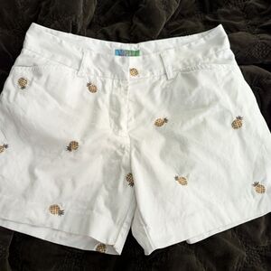 Tahiti Reef Club white shorts size 6